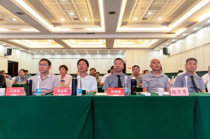 pgͽŮƽ̨-pgͽŮƽ̨ٷ2025°11.22.33.350-ɫԴ