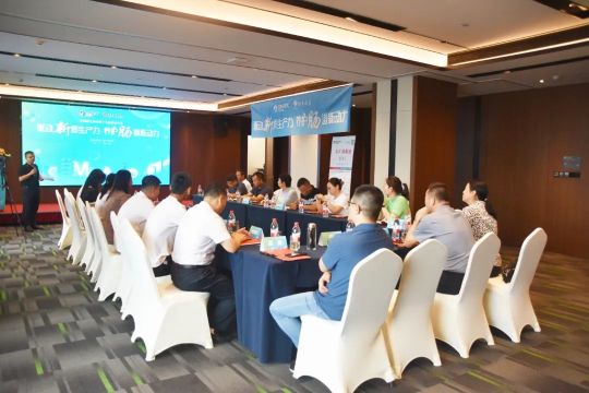 pgͽŮƽ̨-pgͽŮƽ̨ٷ2025°11.22.33.350-ɫԴ